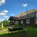 Jaerve Talu Puhkemaja Feriehus *
